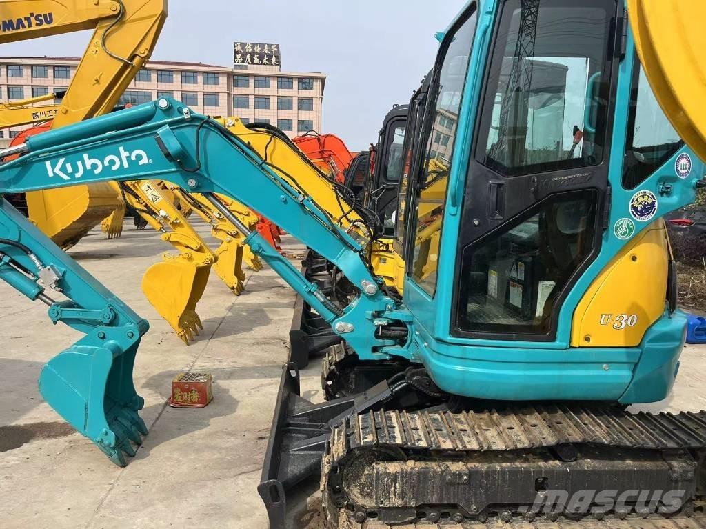 Kubota U 30 大型油圧ショベル12t以上（パワーショベル・ユンボ）