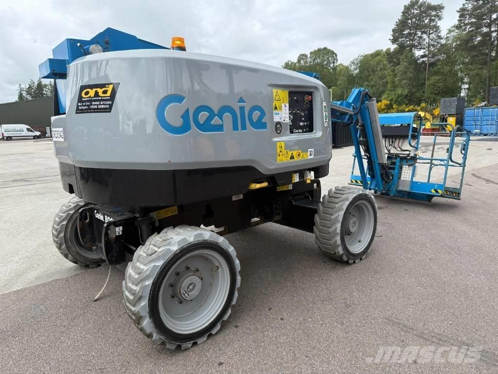 Genie Z 45 FE ブームリフト　屈伸型