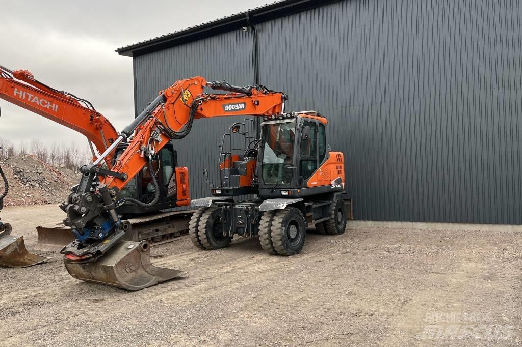Doosan DX 165 W-5 ホイール式油圧ショベル（パワーショベル・ユンボ・バックホー）