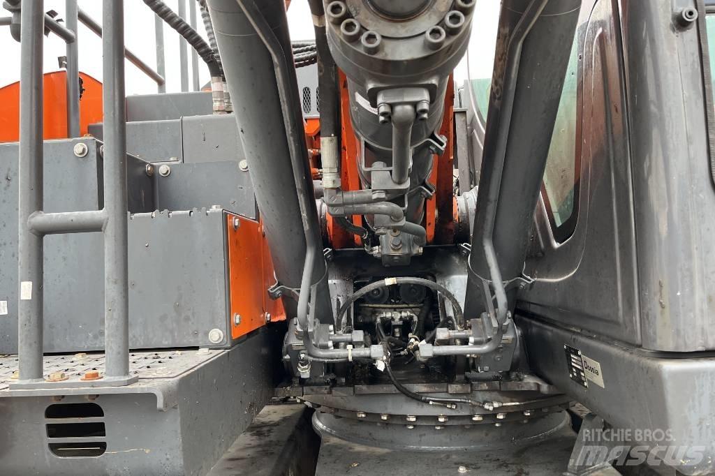 Doosan DX 165 W-5 ホイール式油圧ショベル（パワーショベル・ユンボ・バックホー）