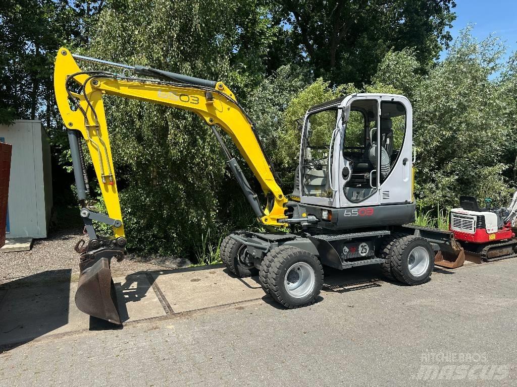 Neuson 6503 WD ホイール式油圧ショベル（パワーショベル・ユンボ・バックホー）