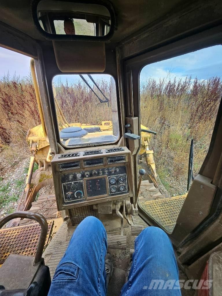 CAT D6h ブルドーザー