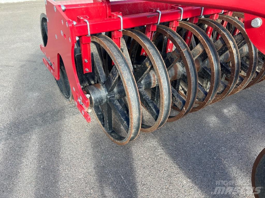 Horsch Tiger 8 AS カルチベーター