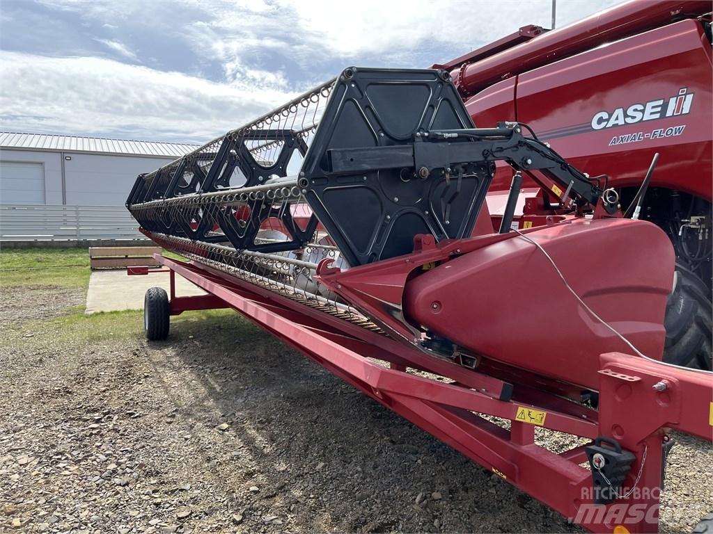 Case IH AF 7240 コンバイン