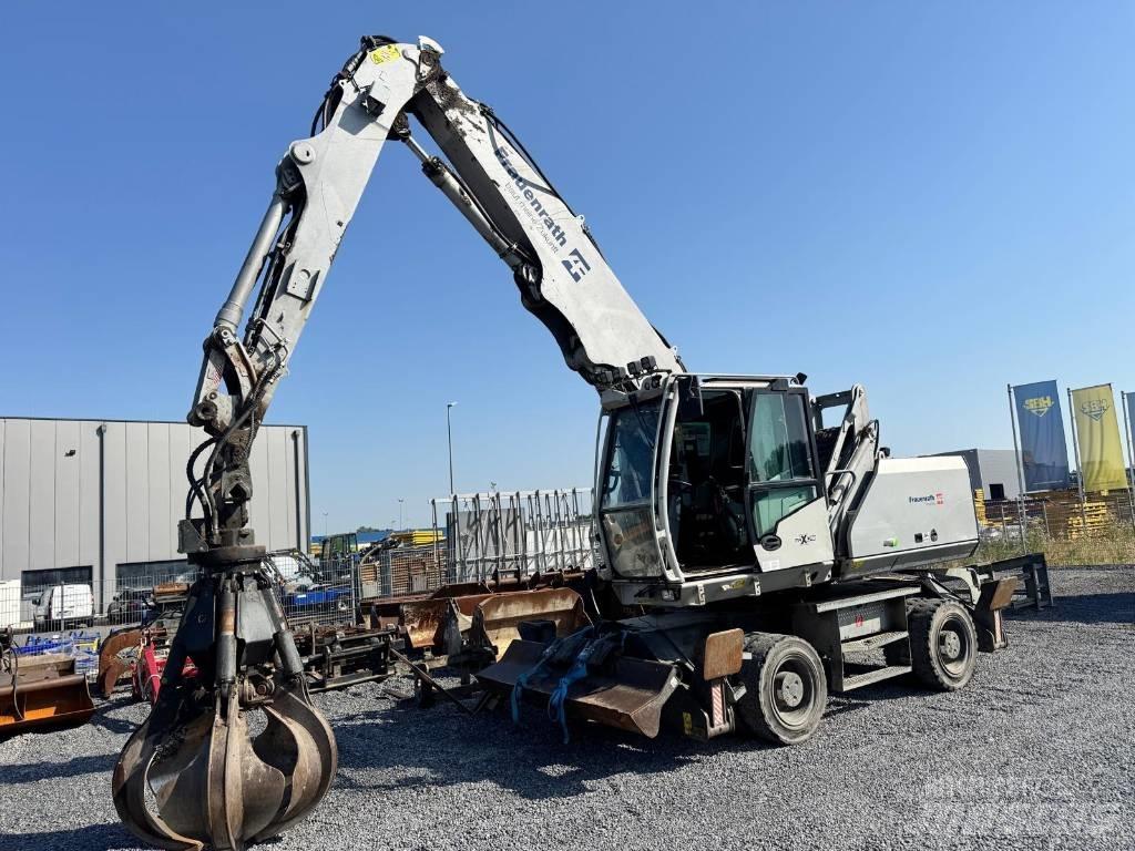 Sennebogen 818 廃棄物／工業産廃処理機