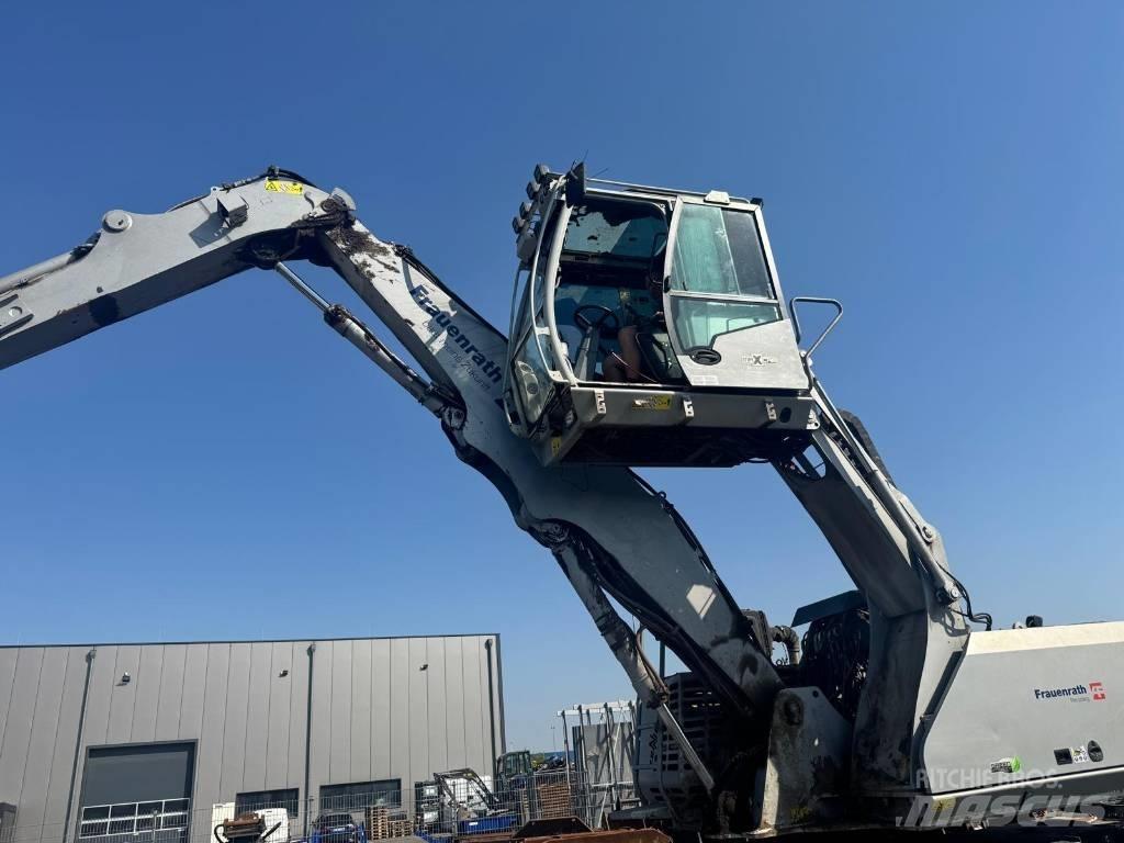Sennebogen 818 廃棄物／工業産廃処理機