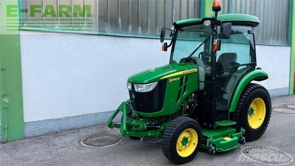 John Deere 3046R トラクター