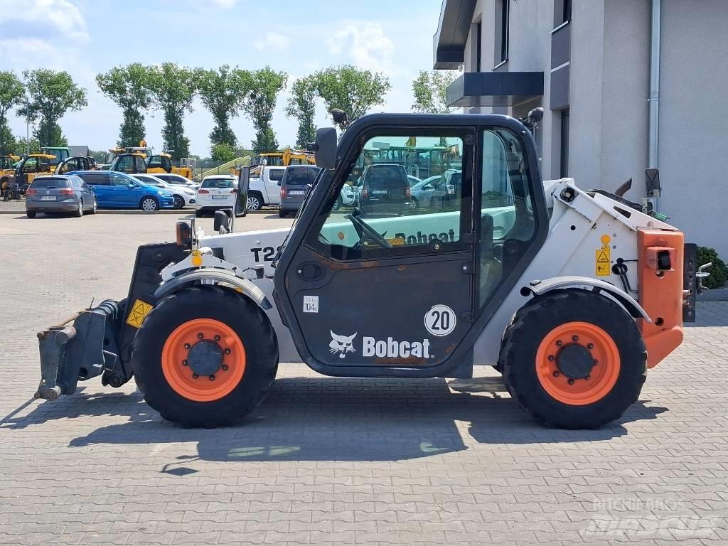 Bobcat T 2250 テレスコーピックハンドラー