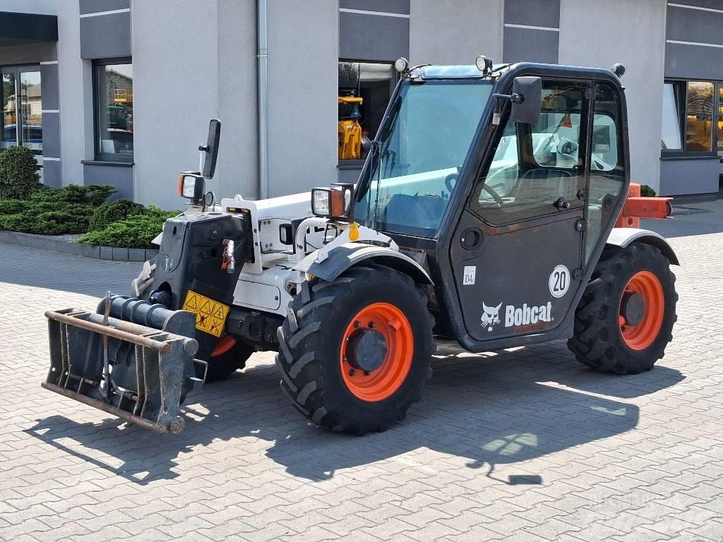 Bobcat T 2250 テレスコーピックハンドラー