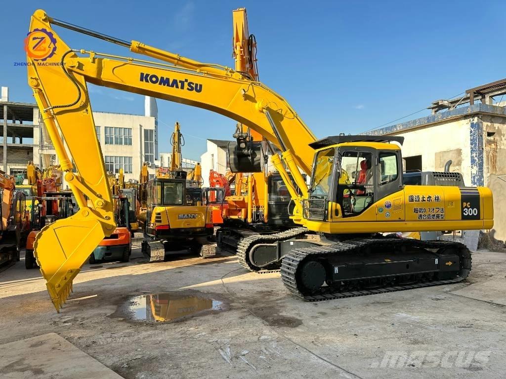 Komatsu PC 300 大型油圧ショベル12t以上（パワーショベル・ユンボ）
