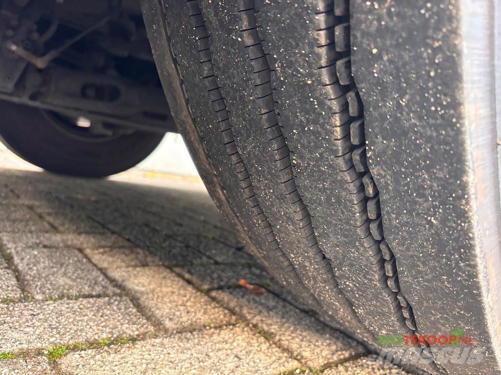 Setra S 415GT-HD 観光バス