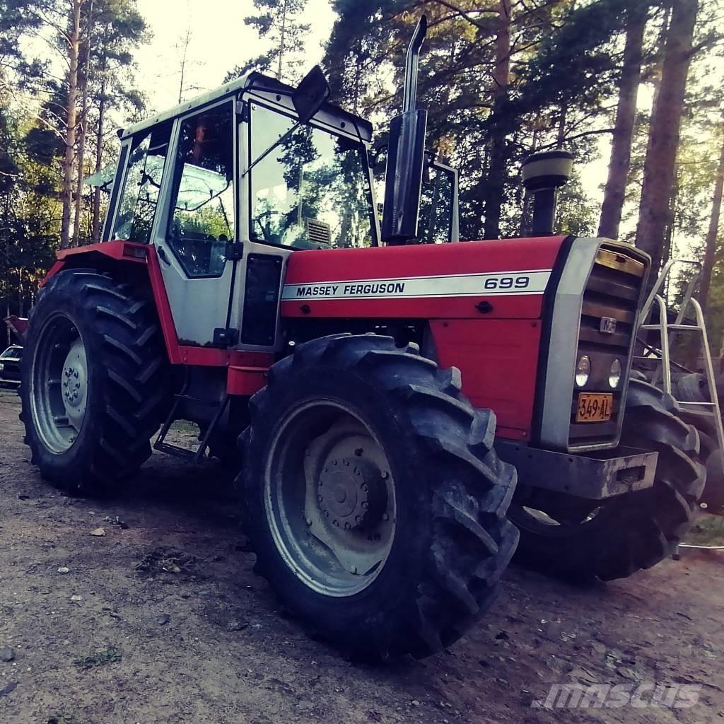 Massey Ferguson 699 トラクター