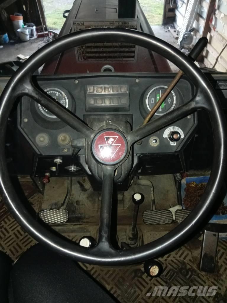 Massey Ferguson 699 トラクター