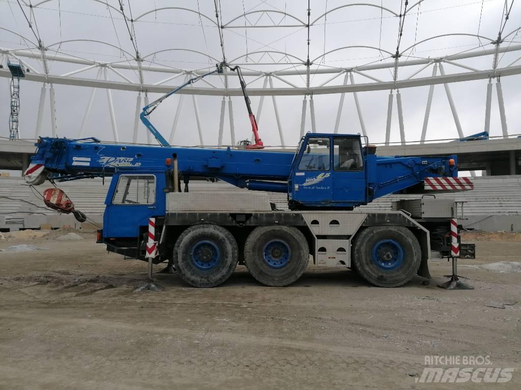 Liebherr LTM 1035 オールテレーンクレーン