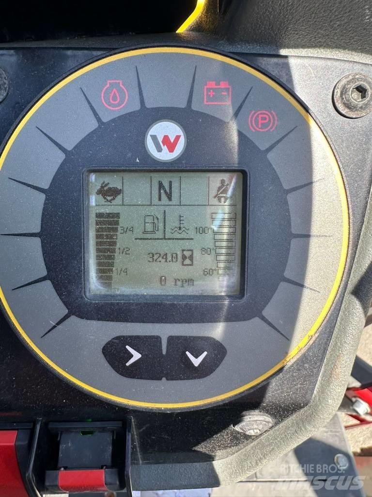 Wacker Neuson DW 30 アーティキュレート式ダンプトラック