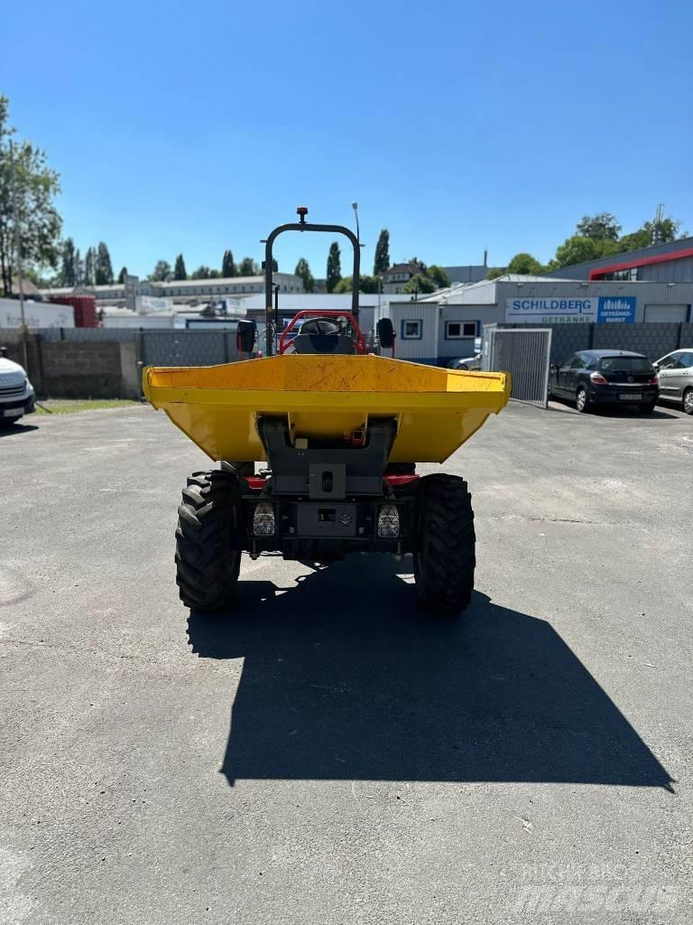 Wacker Neuson DW 30 アーティキュレート式ダンプトラック