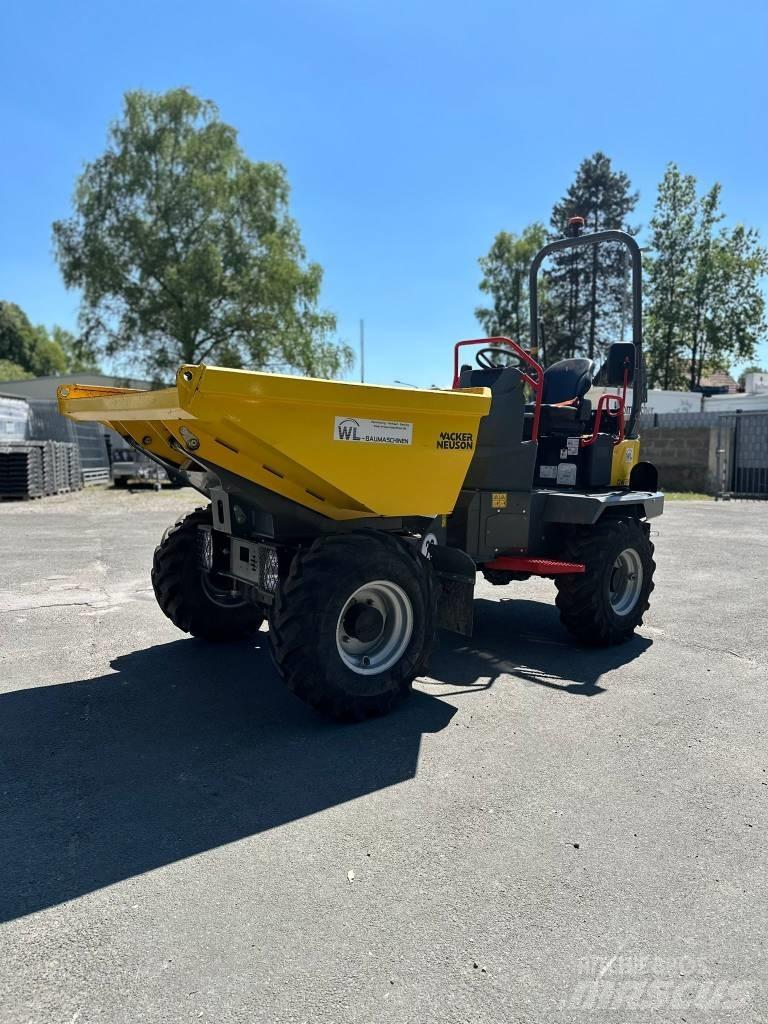 Wacker Neuson DW 30 アーティキュレート式ダンプトラック