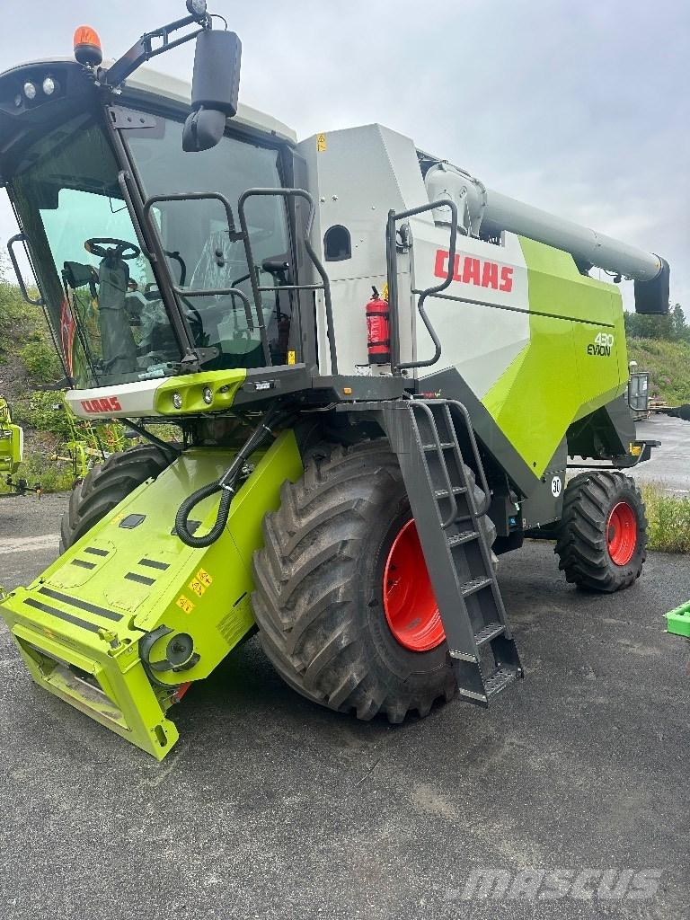 CLAAS Evion 430 コンバイン