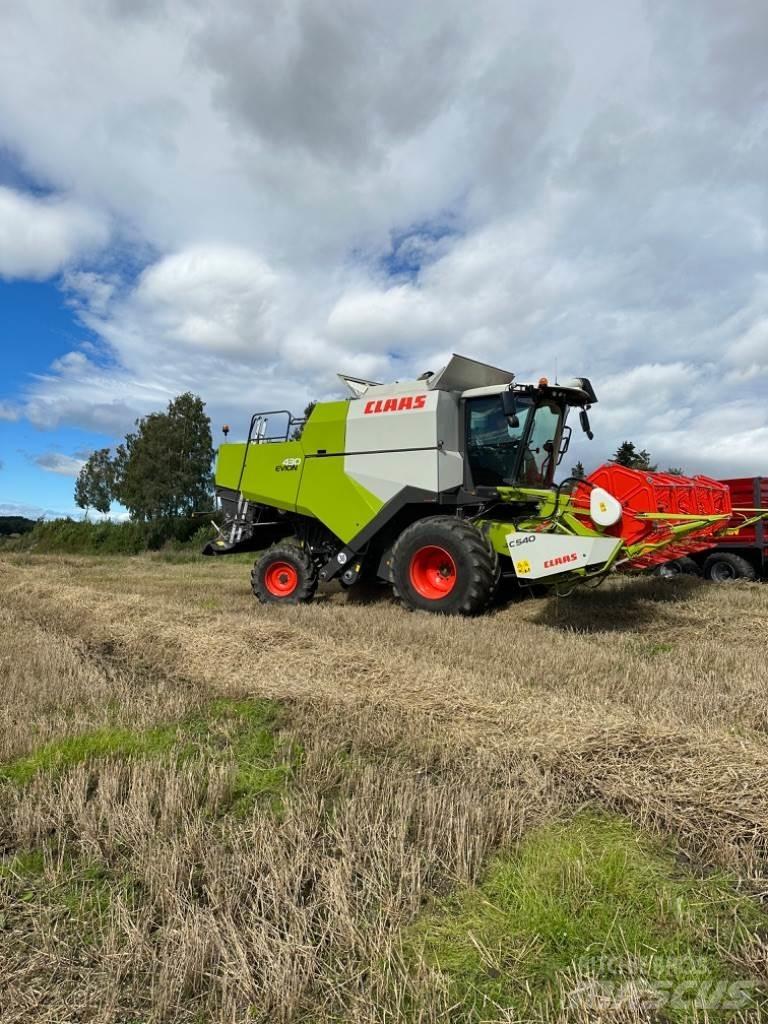 CLAAS Evion 430 コンバイン