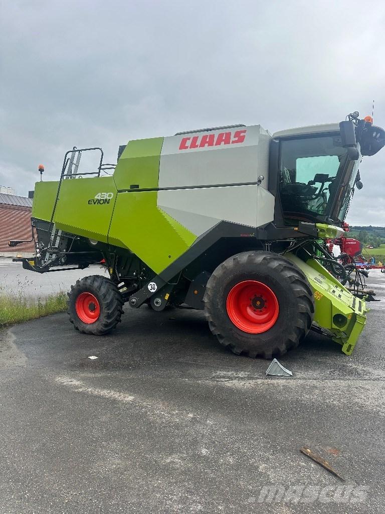CLAAS Evion 430 コンバイン