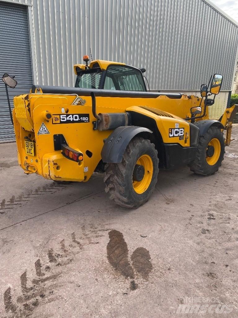 JCB 540-180 テレスコーピックハンドラー