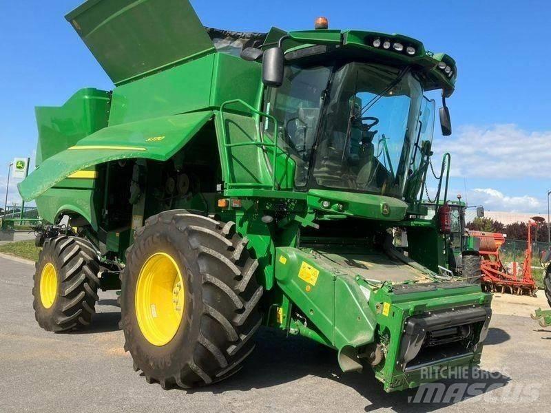John Deere S770 コンバイン