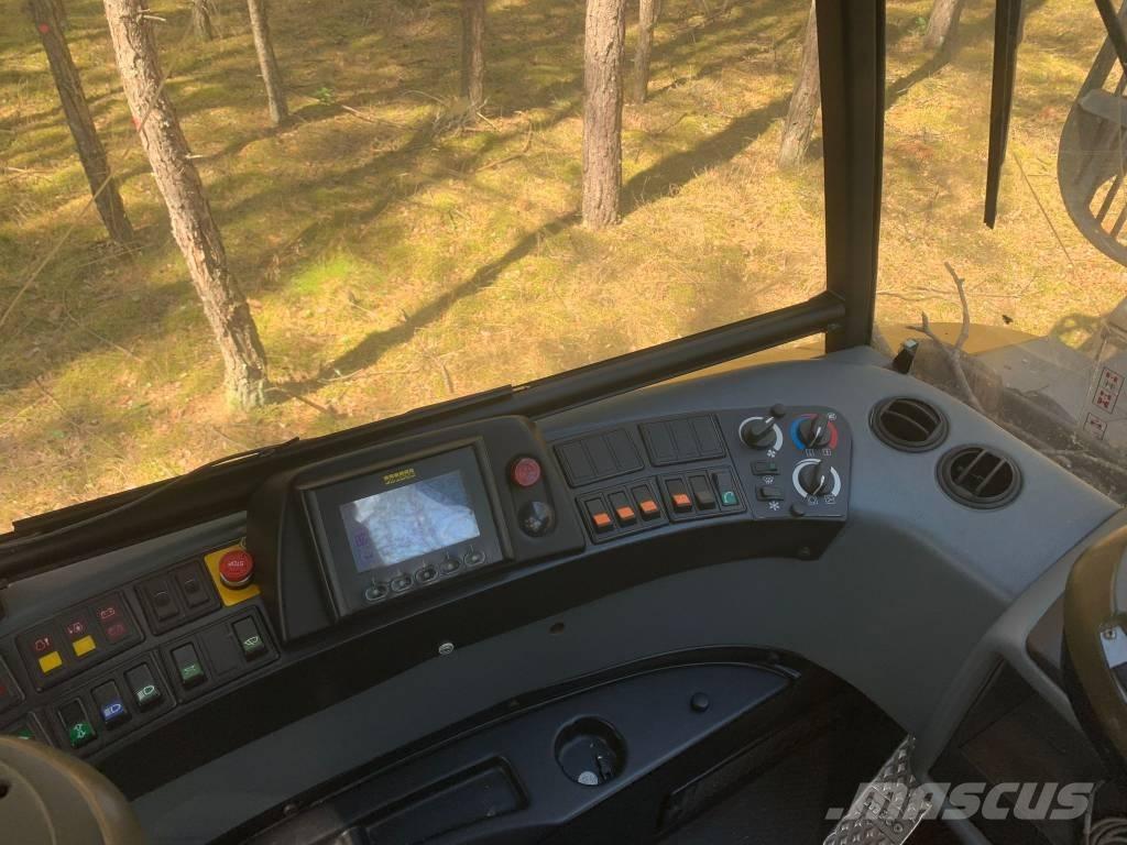 Ponsse Wisent 6W フォワーダー