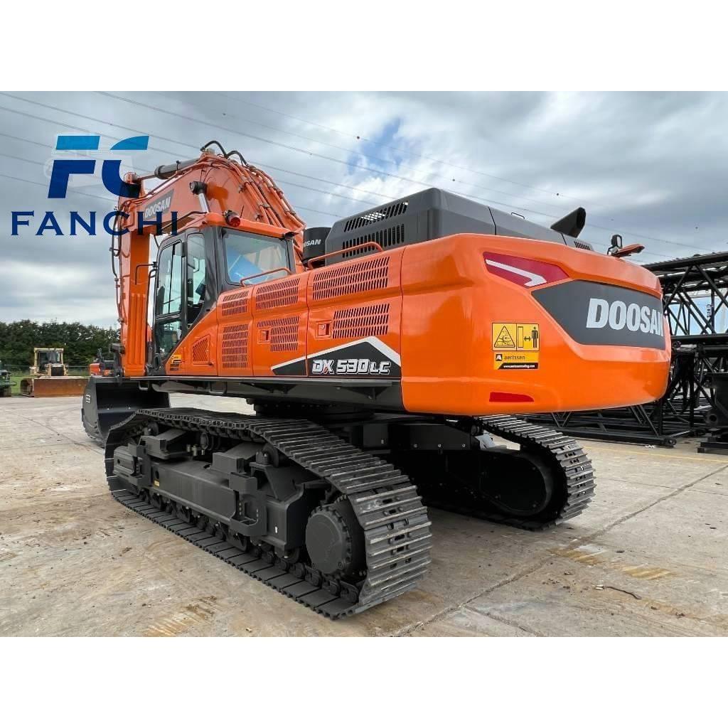Doosan dx530 大型油圧ショベル12t以上（パワーショベル・ユンボ）