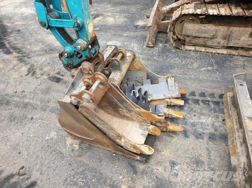 Kubota U 20 ミニ油圧ショベル 7t以下（ミニユンボ・ミニディガー）