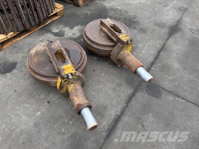 Liebherr R 900 IDLER 無限軌道、クローラ、履帯