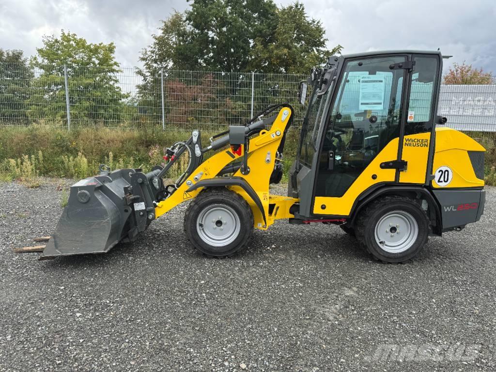 Wacker Neuson WL 250 ホイールローダー・タイヤショベル