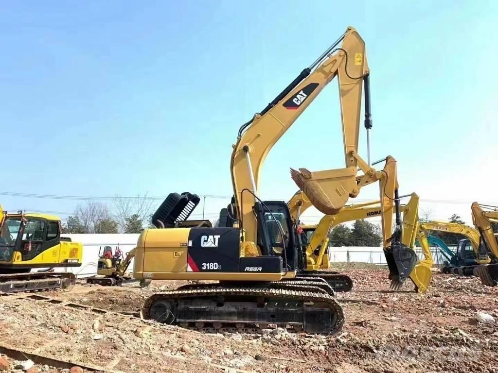 CAT CAT318D 大型油圧ショベル12t以上（パワーショベル・ユンボ）