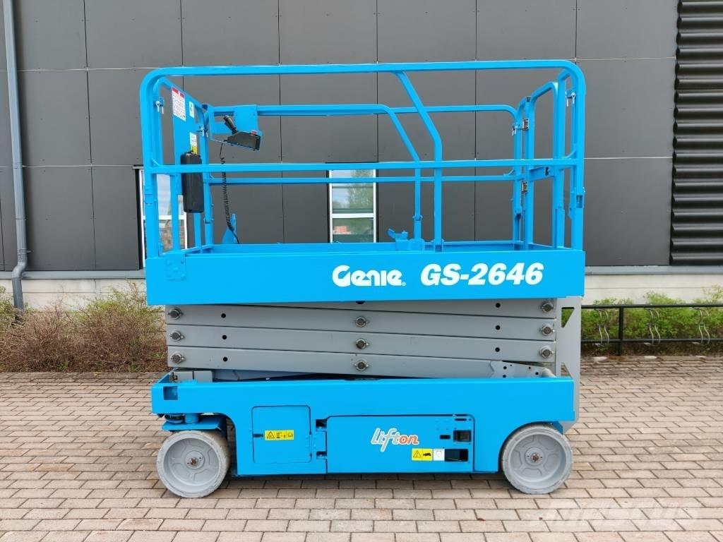 Genie GS 2646 垂直昇降型リフト