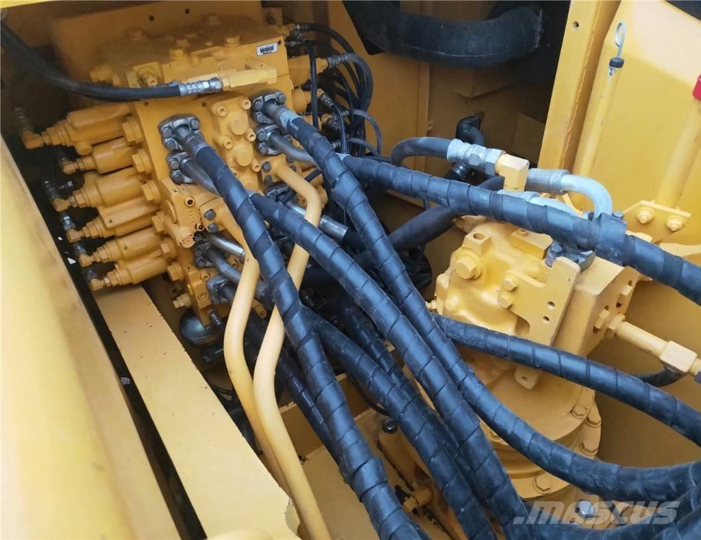 Komatsu PC200-7 大型油圧ショベル12t以上（パワーショベル・ユンボ）