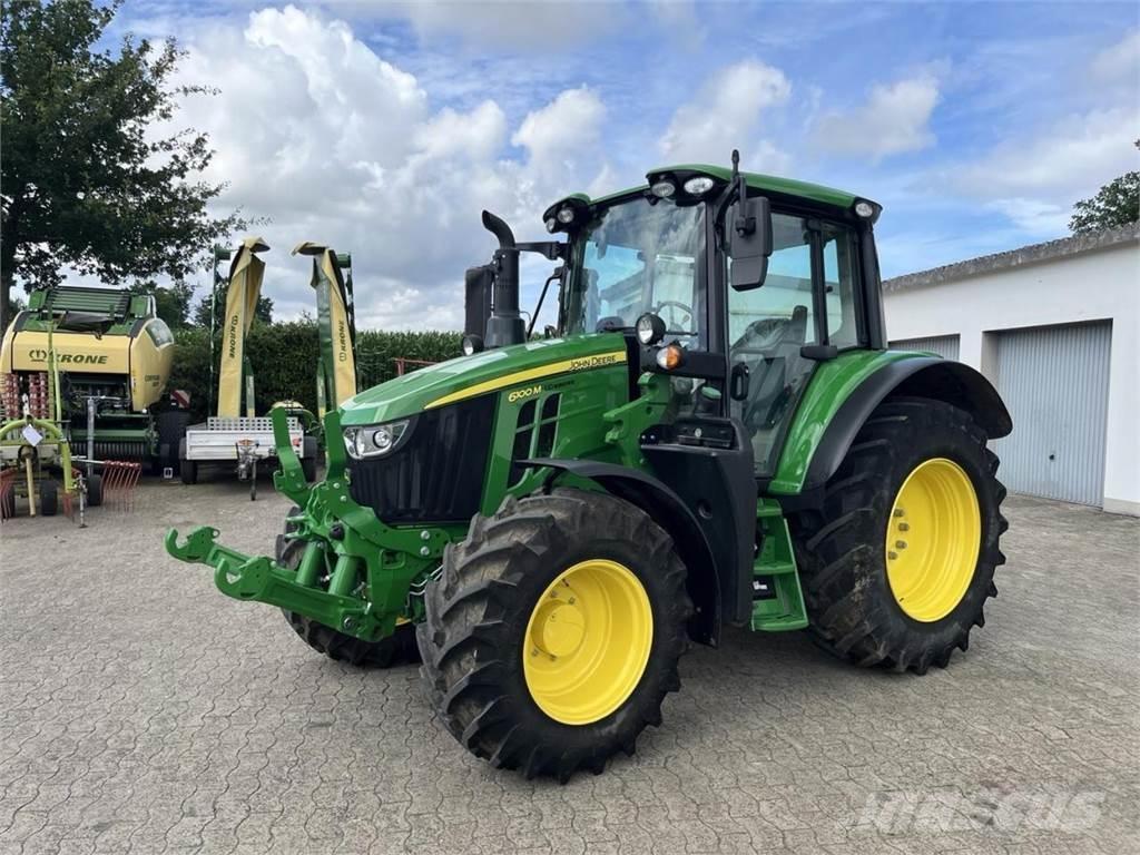 John Deere 6100M トラクター