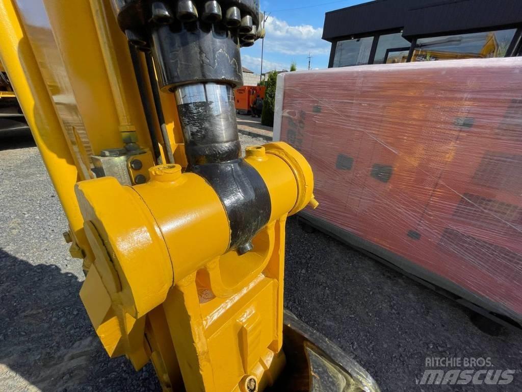 JCB JS 220 XD 大型油圧ショベル12t以上（パワーショベル・ユンボ）