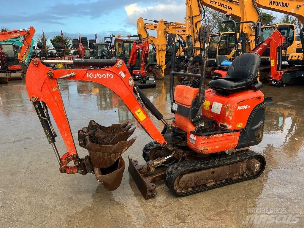 Kubota K 008-3 ミニ油圧ショベル 7t以下（ミニユンボ・ミニディガー）