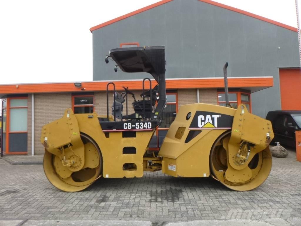 CAT CB 534 D タンデムローラ