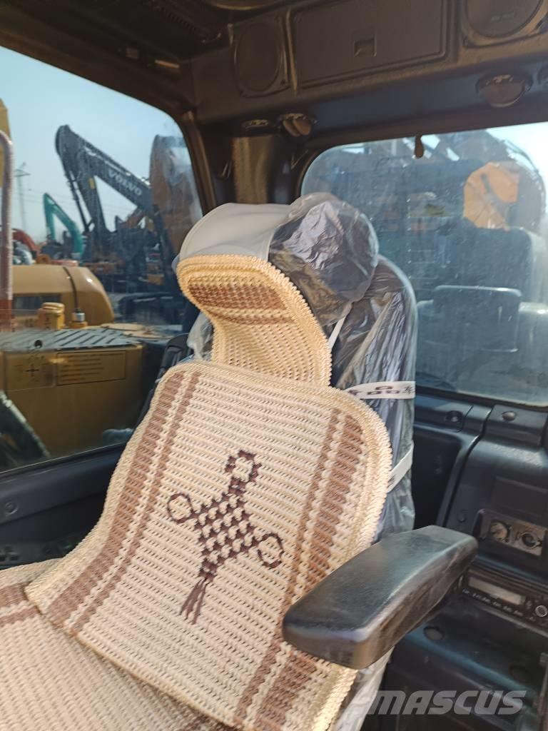 Volvo EC 210 大型油圧ショベル12t以上（パワーショベル・ユンボ）
