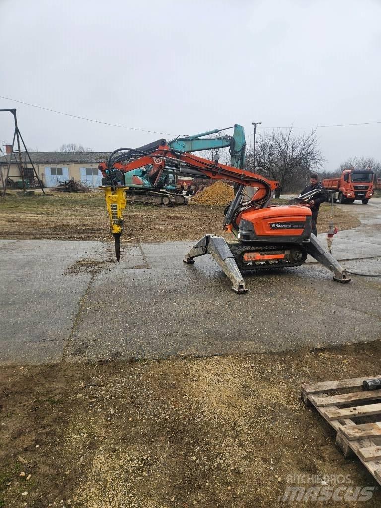 Husqvarna DXR305 解体油圧ショベル