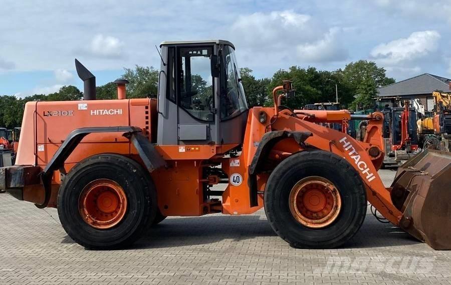 Hitachi LX 210 E ホイールローダー・タイヤショベル