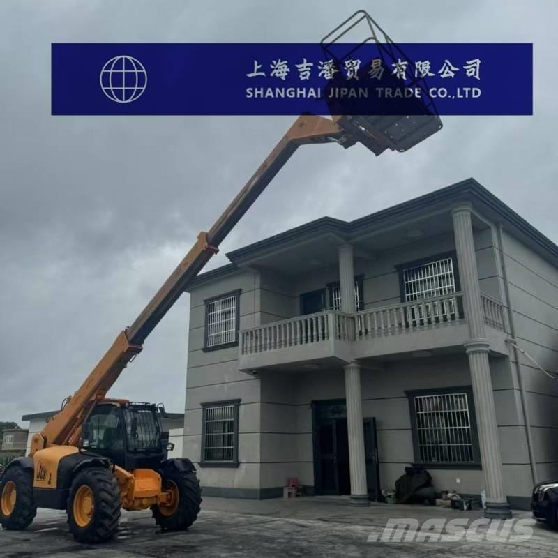 JCB 535-95 テレスコーピックハンドラー