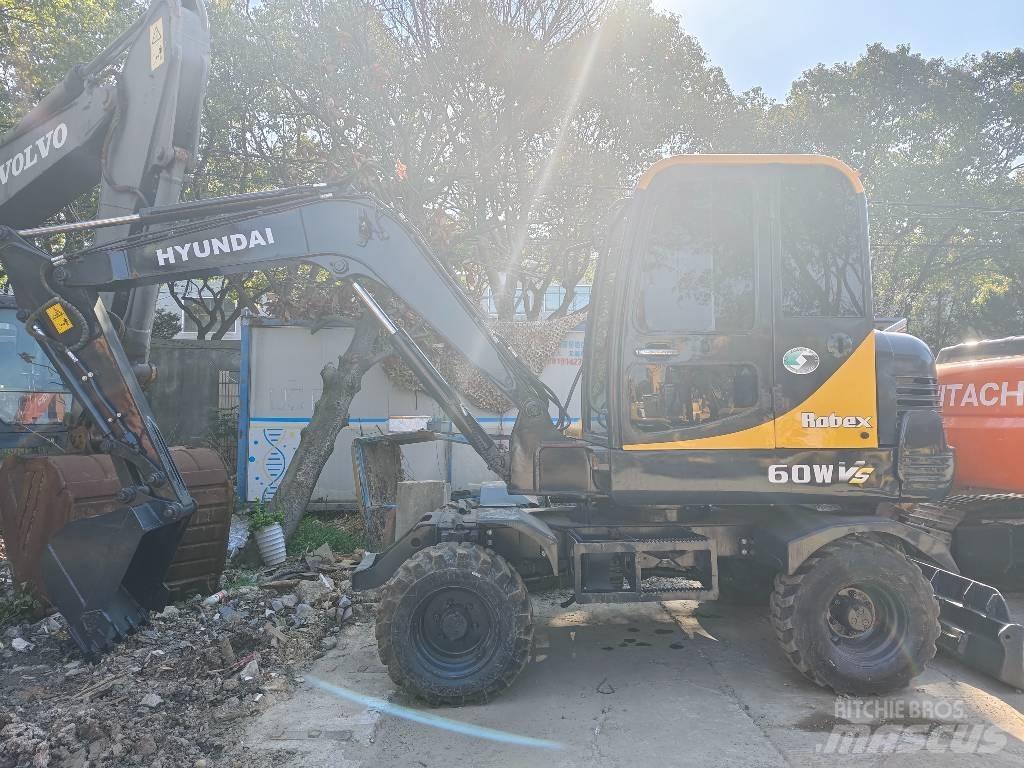 Hyundai Robex 60 W ホイール式油圧ショベル（パワーショベル・ユンボ・バックホー）