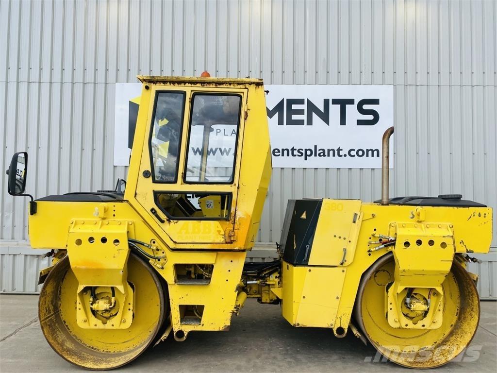 Bomag BW161AD-2 タンデムローラ