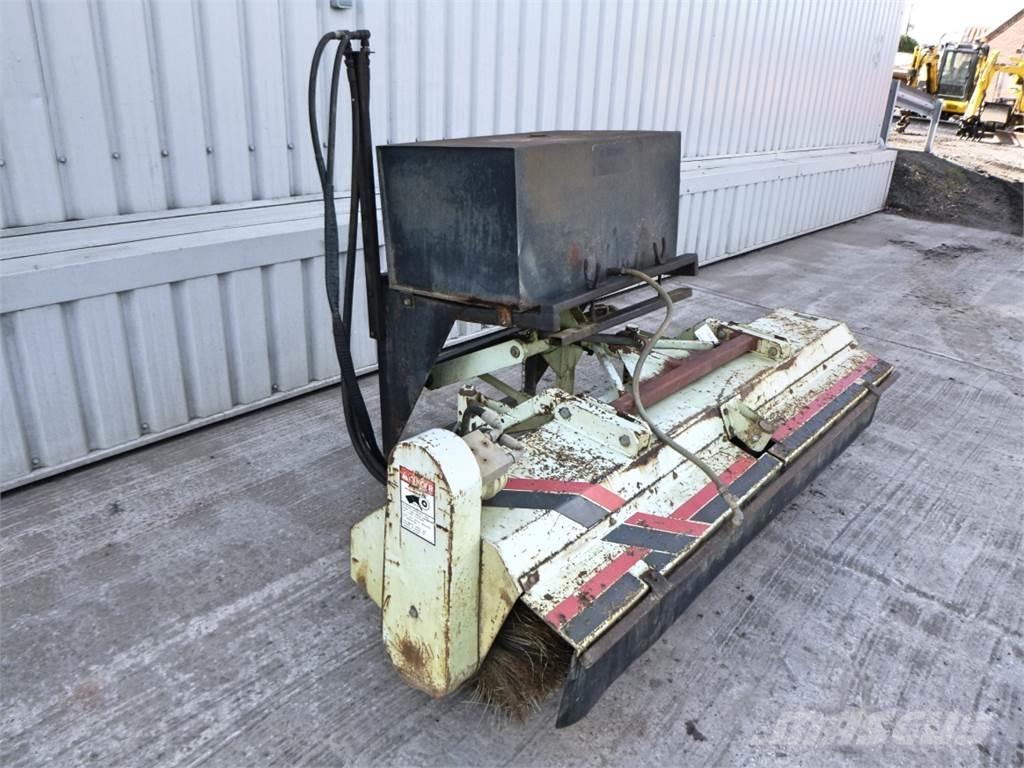  Farmway FT7 路面清掃機