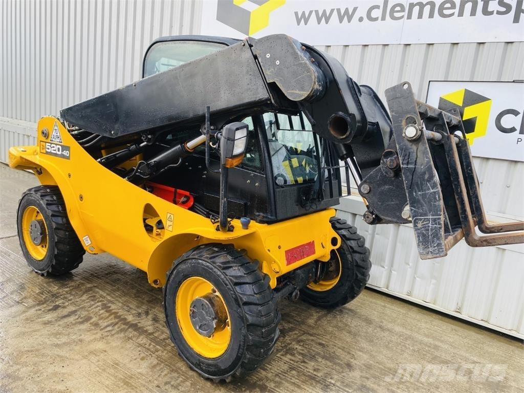 JCB 520-40 テレスコーピックハンドラー