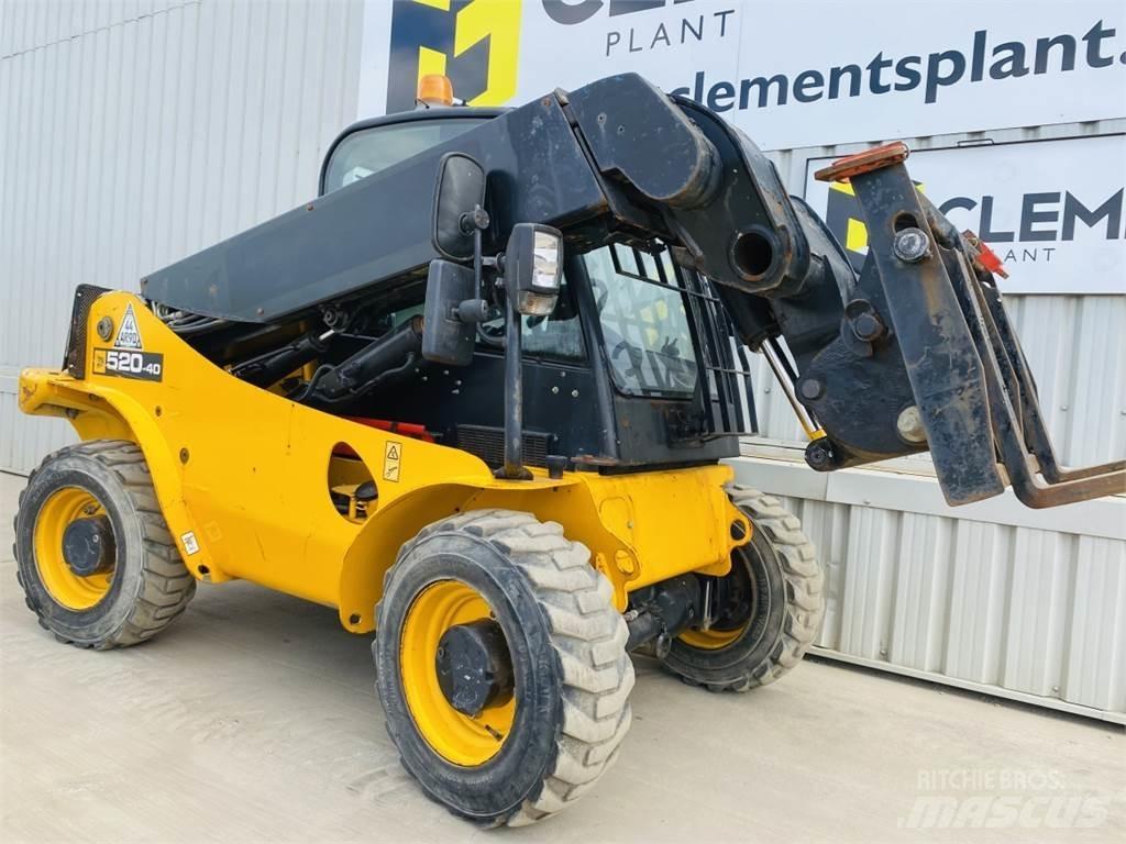 JCB 520-40 テレスコーピックハンドラー