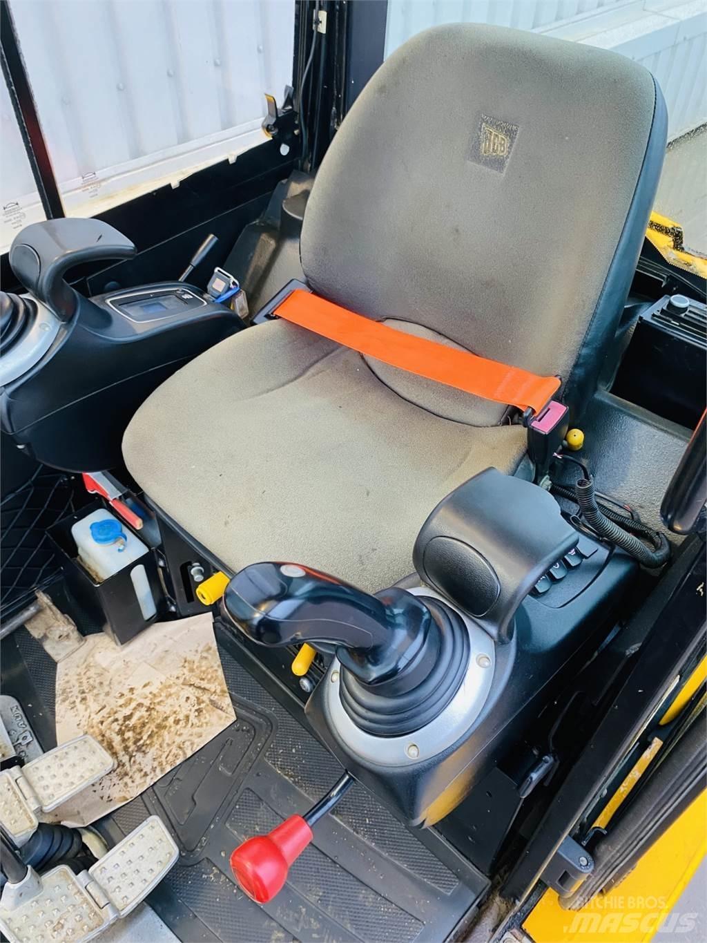 JCB 8026CTS ミニ油圧ショベル 7t以下（ミニユンボ・ミニディガー）