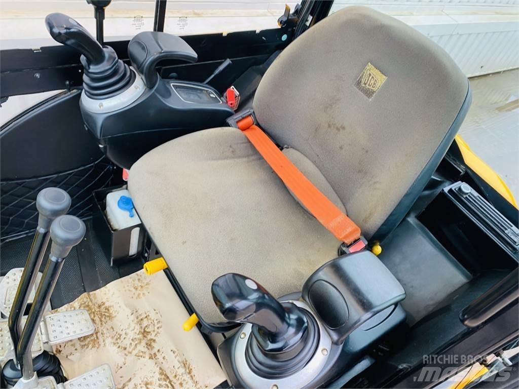 JCB 8026CTS ミニ油圧ショベル 7t以下（ミニユンボ・ミニディガー）