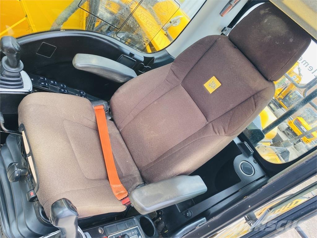 JCB JS130LC 大型油圧ショベル12t以上（パワーショベル・ユンボ）